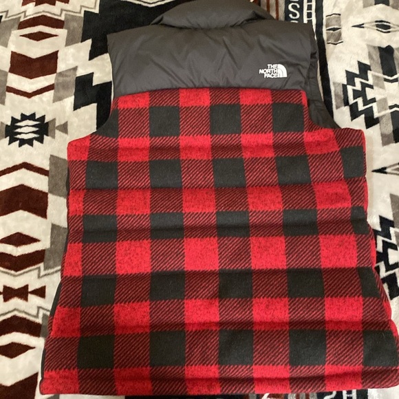 The North Face Puffer Womens - Picture 3 of 4